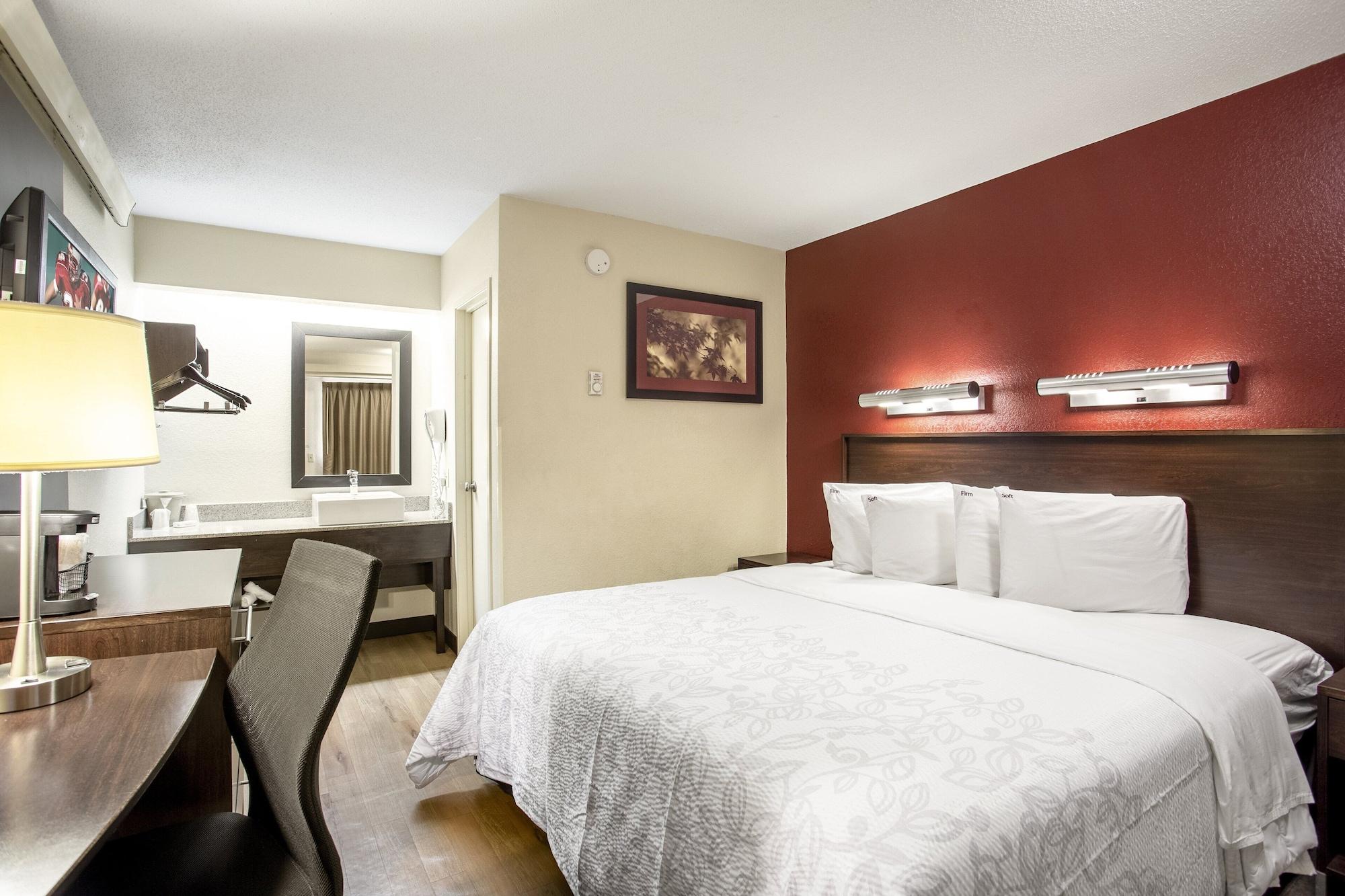 Hotel Red Roof Plus+ Washington Dc -